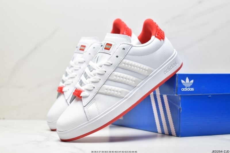 Adidas Sneakers